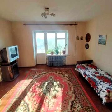 Продам 2-комн. квартиру на Левом берегу, 9 микрорайон. Р