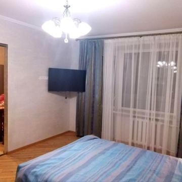 Суботівська вул., 2