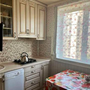 Сдам 3х комн квартиру м. Дворец Спорта Новые дома