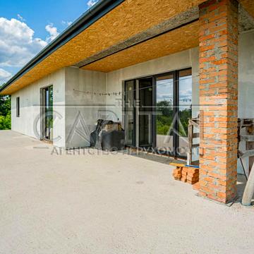 Затишна вул., 8