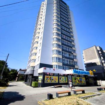Продаж 1-ї кімнатної квартири після будівельників у центрі міста ЖК Митницька 42