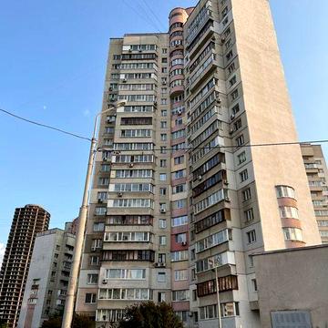 Продаж 3кім квартири на Троещіні, вул. Бальзака 4
