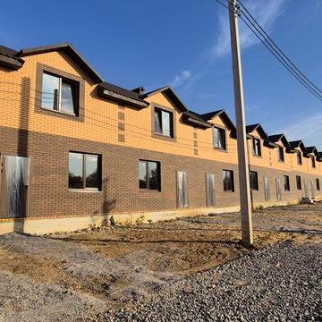 Таунхаус від забудовника! ТОПлокація, до зупинки 3 хв, поруч ВСЕ!