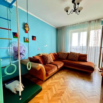 Лесі Українки бульв., 9-В