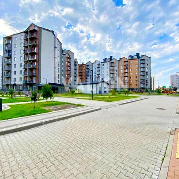 Героїв Крут вул., 10