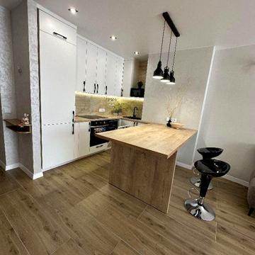 Купите квартиру по ул. Петлюры, дом 21б(ремонт, мебель).