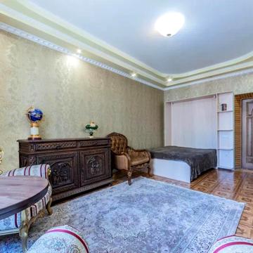 Золотоустівська вул., 23