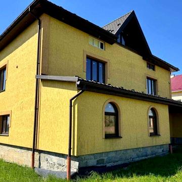 Продаж доброго будинку біля Дрогобича