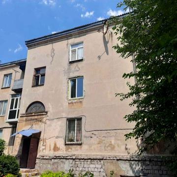 Продам двухкомнатную квартиру с АО