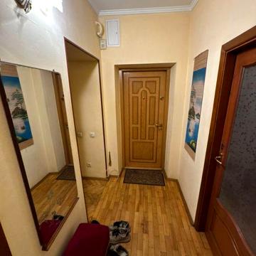 Оренда квартири/кімнати в уентрі міста,вул Хмельницького