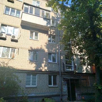 Астрономічна вул., 27