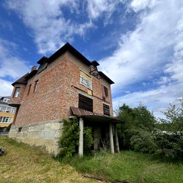 Продається житловий будинок в Моршин