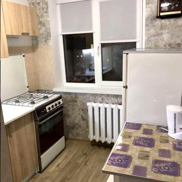 Продам! 1 комнатная квартира, 3 эт.,  Красный Камень