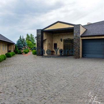 БЕЗ %  ТОРГ Продаж котеджу в с. Нові Безрадичі Обухівський район