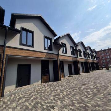 Таунхауси в Софіївській Борщагівці 120м2