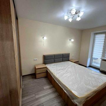 ID:12134
продаж 2 кімнатної квартири на Озерній