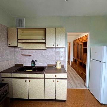 Сдам просторную 1к квартиру пр-т Маяковского 54\9 Троещина
