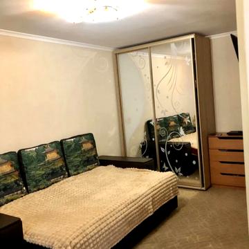 Українська вул., 41