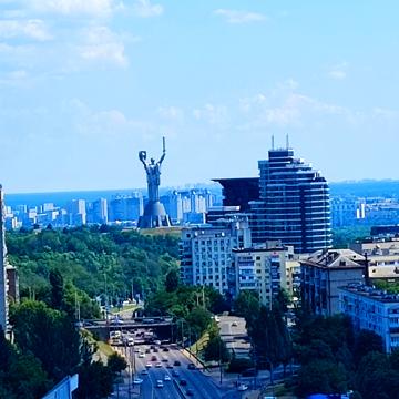 Миколи Міхновського бульв. (Дружби Народів), 13-А