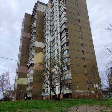 Академмістечко, Ірпінська 66 (метро-300 м.),