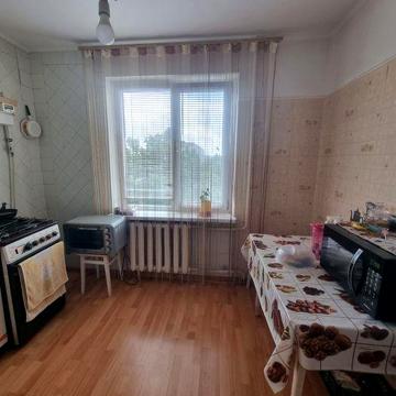 Продам 2к квартиру з роздільними кімнатами