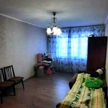Академіка Глушкова просп., 26