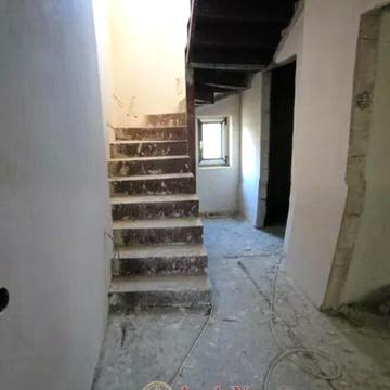 Бескаравайнова вул., 36