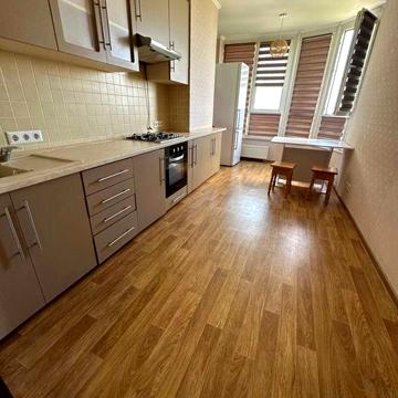 Оренда 1 к квартира  ЖК Чері таун   45 кв м