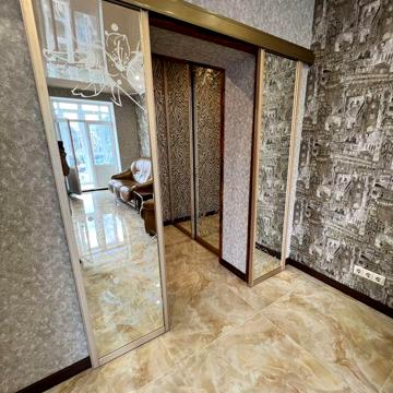 Оренда Яскравої 3 кім кв.  метро Олімпійська