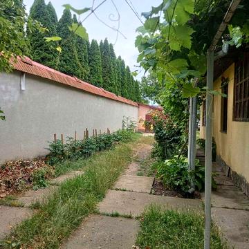ПРОДАЖ 2-х кімнатної КВАРТИРИ 60.3 кв.м. у ЦЕНТРІ історичної забудови!