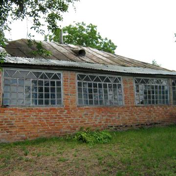 Продається газифікований будинок садибного типу 87 м₂   (сад і огород)