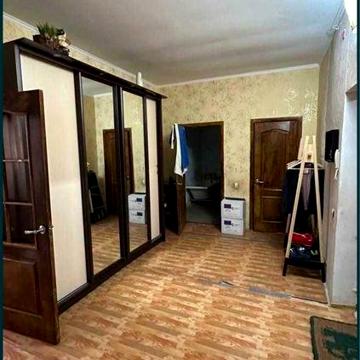 Продам 2-ком квартиру