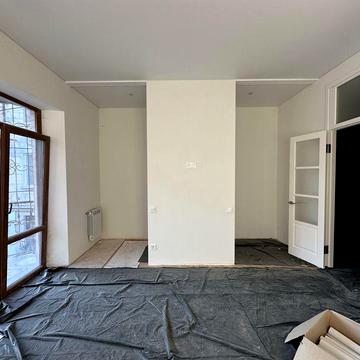 Свежий ремонт! 3к студия на Бугском бульваре