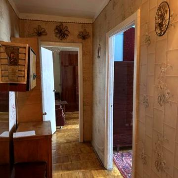 Оренда 2 кімн квартири по вул. Петлюри 25