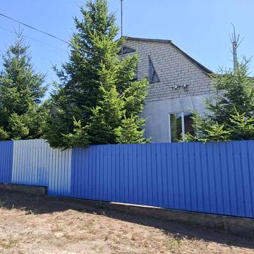 Продам будинок з земельною ділянкою