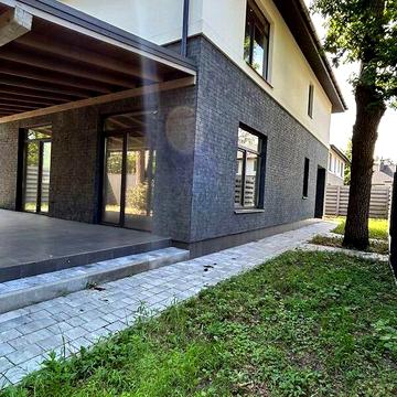 Продаж 4к Дім Києво-Мироцька вулиця