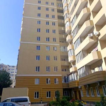 Продам 2  комнатную квартиру на Тенистой ЖК Солнечный