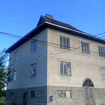 Продається будинок у с. Солотвин, Івано-Франківська обл.
