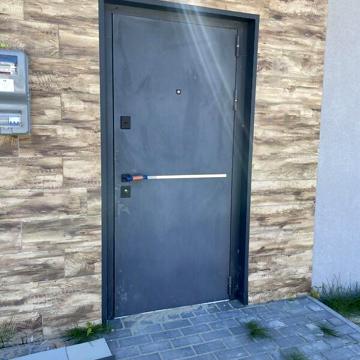 Продаж 3к Квартира Проулок Добросусидский