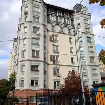 Пріорська вул. (Полупанова), 10