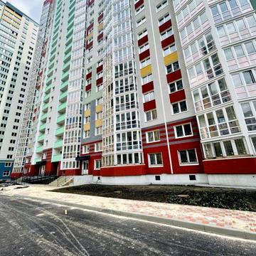 Будинок Синевір , ЖК Патріотика , 1 кімнатна . ЖК Патріотика
