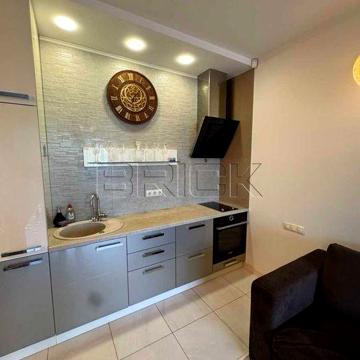 Лаврська 8, Арсенальна, Печерськ, продаж квартири