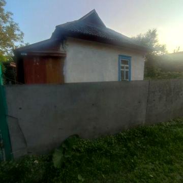 Продаж 1к Дім Садова вулиця