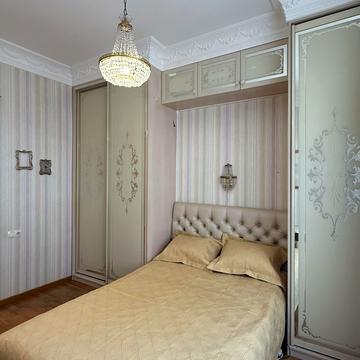 Євгена Гуцала пров. (Кутузова), 5