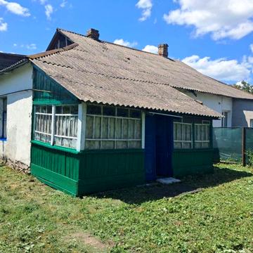 Продаж квартири і земельних ділянок у Білоцерківському р-ні с.Пшеничне