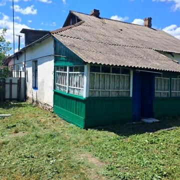 Продаж квартири і земельних ділянок у Білоцерківському р-ні с.Пшеничне