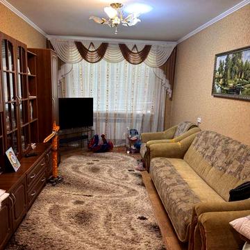 Продам квартиру 1/5 поверх