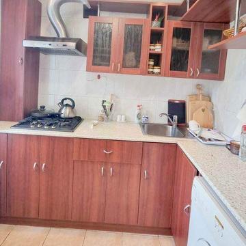 Продам 1-ну квартиру в гарному стані,  м Нивки, вул. Салютна, 19