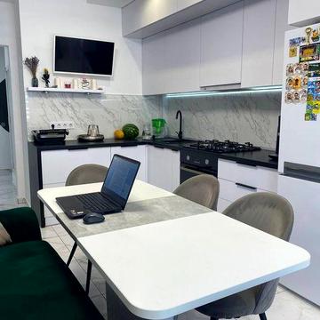 Продаж 2-кімнатної квартири у ЖК Plus 2, вул. Малоголосківська ЖК Plus 2
