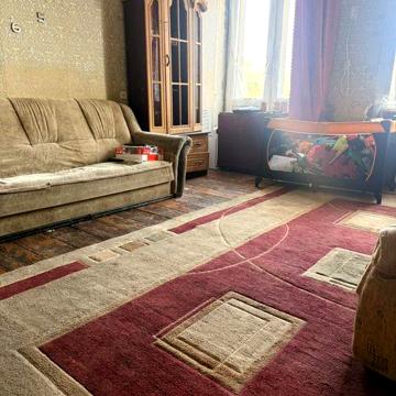 Продам 2х к.кв. пр. Д. Яворницкого 72а окна на т.Оперы и балета